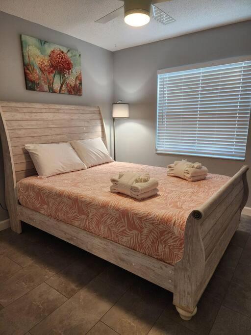 Home Away From Home With Heated Pool New Port Richey Exterior foto