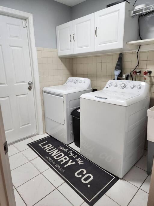 Home Away From Home With Heated Pool New Port Richey Exterior foto